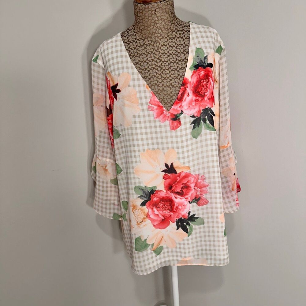 Calvin Klein Floral-Print Flutter-Sleeve Top Size Medium